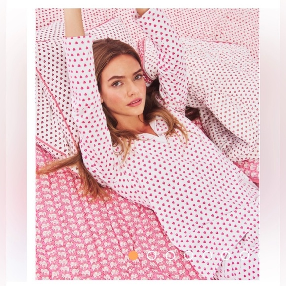 Roller Rabbit soft Henley pink Hearts Long sleeves Pajama Top Size S - Picture 1 of 14